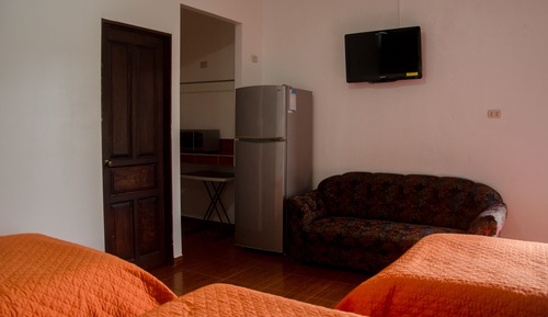 Habitación familiar, 1 habitación, acceso a la piscina, vistas a la colina