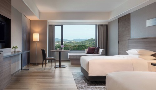 Habitación superior, vistas al jardín