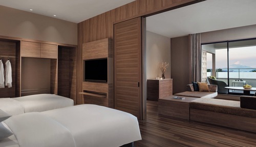 Suite, 2 camas individuales, vistas al jardín