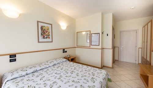Habitación Confort doble, balcón
