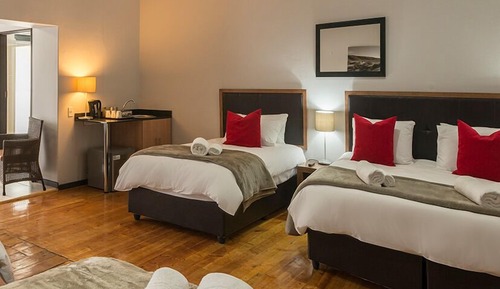 Habitación con 2 camas individuales