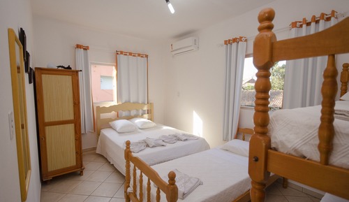 Apartamento familiar, 2 habitaciones, lanai, junto a la playa