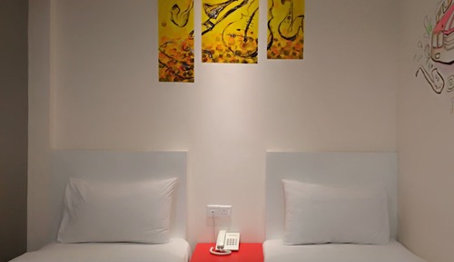 Habitación con 2 camas individuales