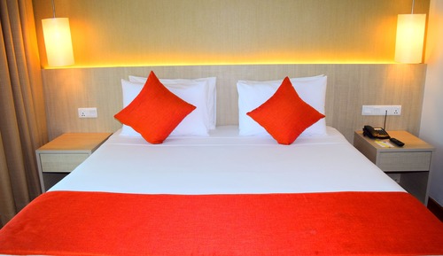 Suite ejecutiva, 1 habitación, balcón, vistas al mar