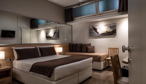 Habitación con 1 cama doble o 2 individuales