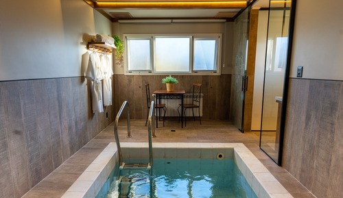 Theme Chalet with Pool