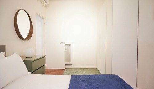 1 Bedroom Melloni (Via Macedonio Melloni 4)