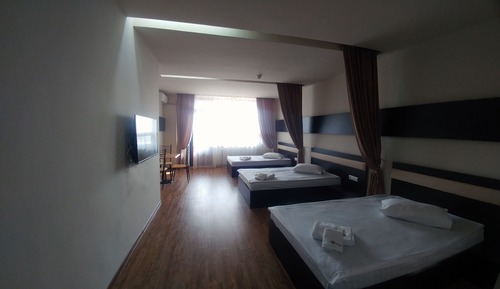 Habitación triple económica