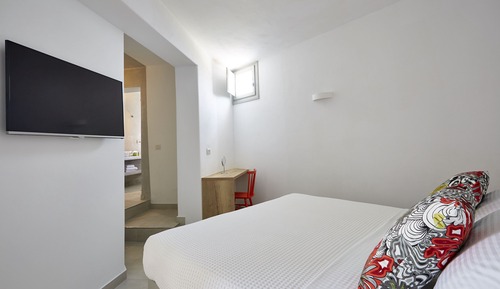 Executive 2 bedroom Suite with Sea View & Outdoor Jacuzzi