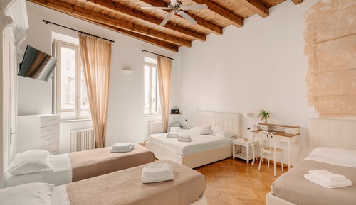 Habitación cuádruple familiar, varias camas