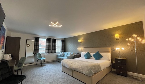 King Premier Room