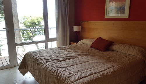 Apartamento, 2 habitaciones, balcón, vistas al lago