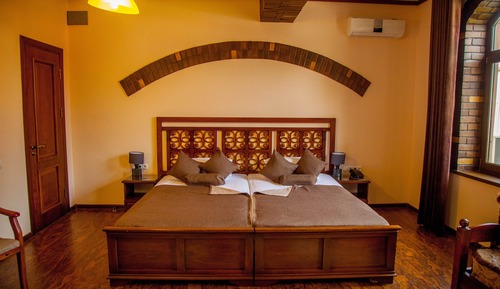 Habitación estándar con 1 cama doble o 2 individuales