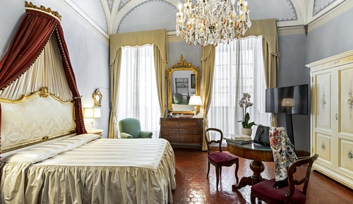 Suite romántica, bañera