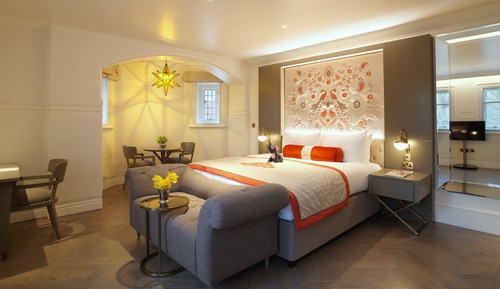 Suite (Mountford)