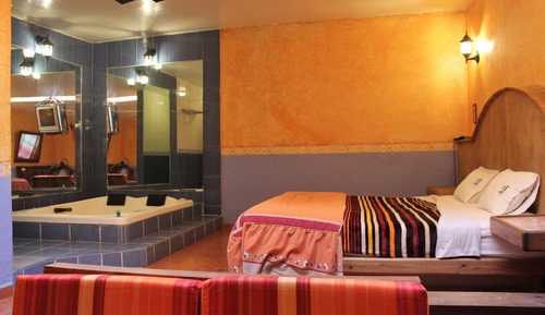 Junior Suite, 1 King Bed