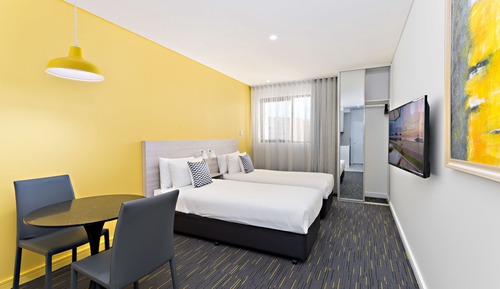 Estudio (Studio Twin Suite)
