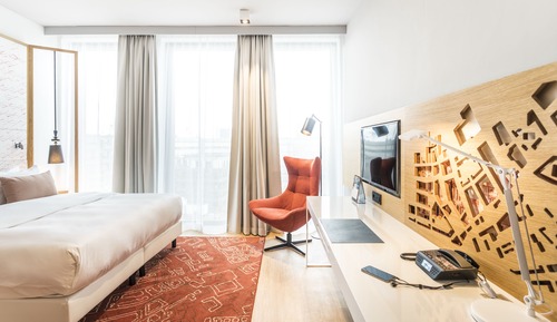 Estudio Deluxe