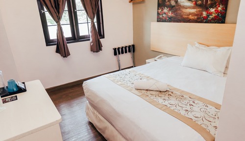 Habitación Deluxe, 1 cama de matrimonio, baño privado