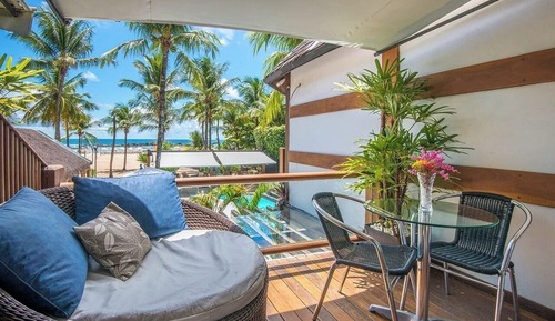 Quarto Frente Mar Varanda