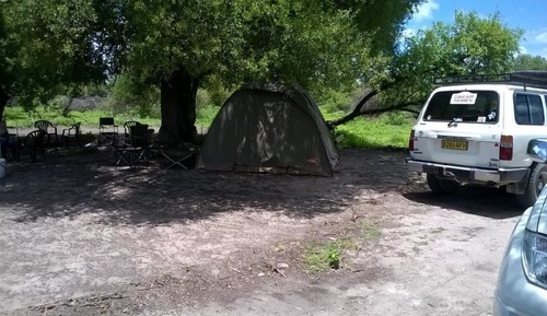 Tienda, baño compartido (Camp-site only. Bring own Tent)