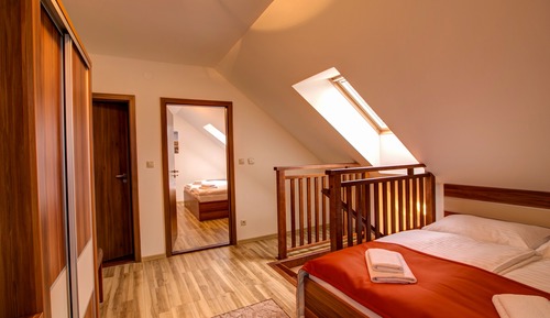 Dúplex familiar, 2 habitaciones, cocina, vistas a la montaña