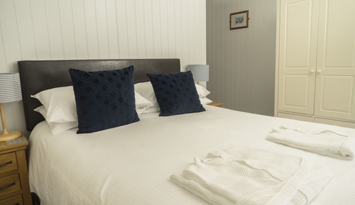 Suite, baño privado, vistas al mar (Bay Suite, 1st Floor)