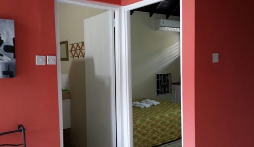Apartamento, 1 cama de matrimonio, cocina, vistas a la montaña