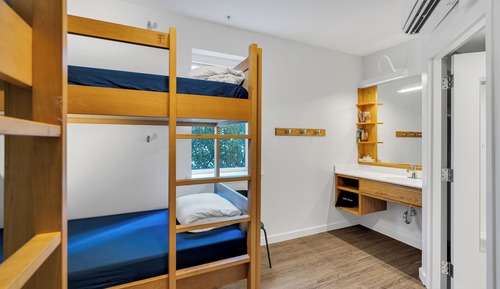 Habitación cuádruple estándar, varias camas