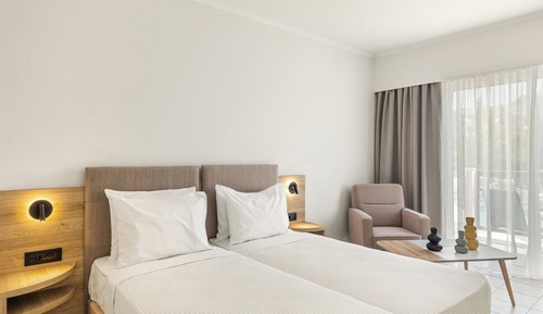 Habitación doble superior, vistas al jardín