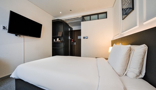 Habitación individual (for 1 pax)