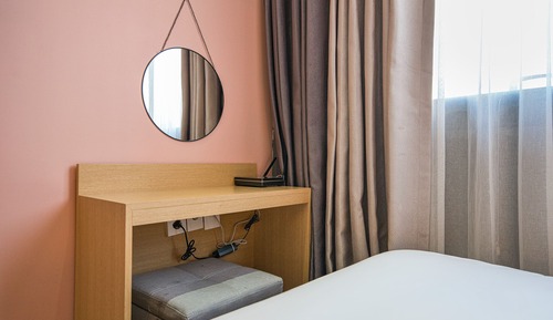Habitación estándar con 2 camas individuales, solo para mujeres