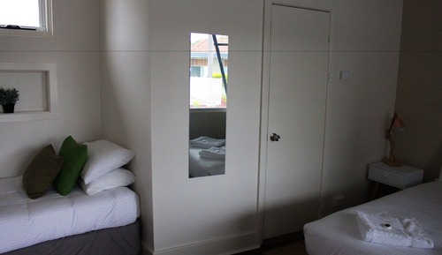 Habitación con 2 camas individuales