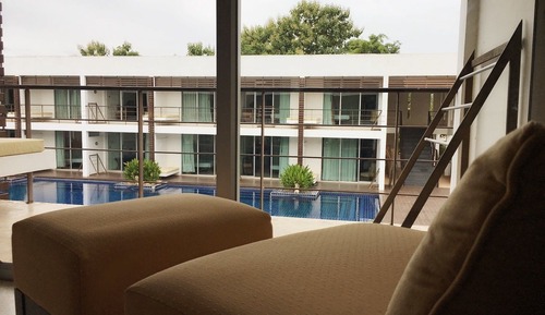 Suite junior, vistas a la piscina