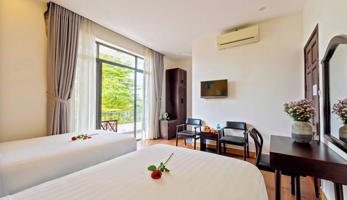 Twin Room with Balcony
