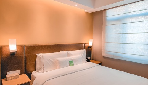 Estudio, 1 cama de matrimonio grande