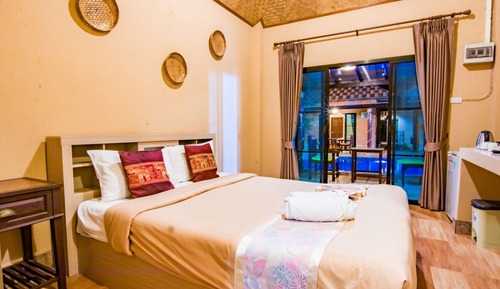 Habitación estándar, 1 cama de matrimonio grande, no fumadores, vistas a la piscina