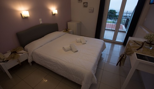 Habitación básica con 1 cama doble o 2 individuales, 1 habitación, vistas a la montaña