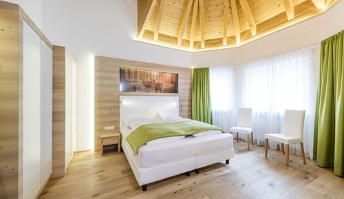 Suite (Payer)