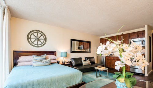 #1105 - The Windjammer Studio with Full Kitchen