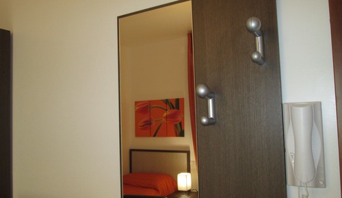 Habitación básica con 2 camas individuales, 2 camas individuales, vistas al jardín