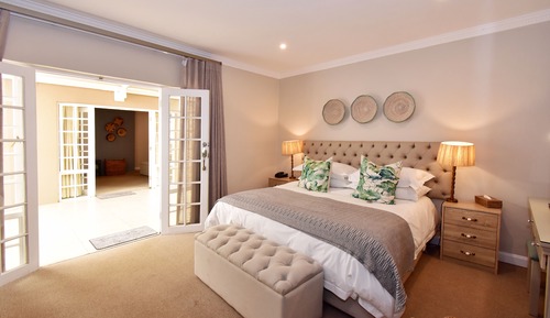 Classic Suite With A Shower, No Fireplace