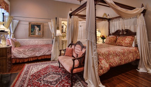 Habitación romántica, 1 cama de matrimonio, baño privado