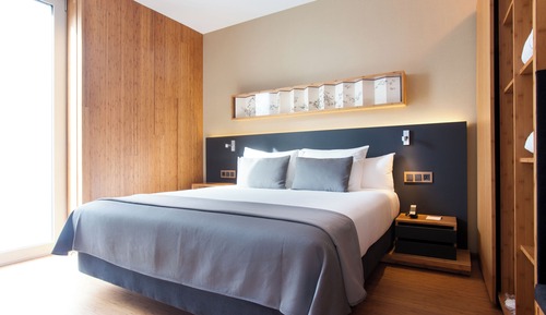 Suite Grand (Single Use)