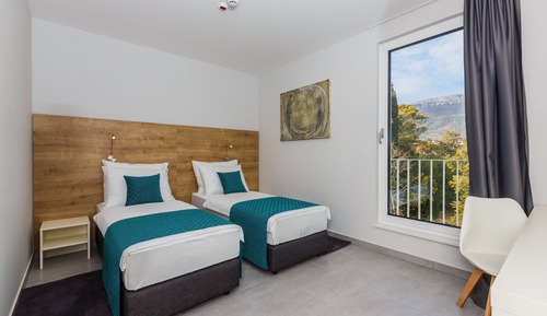 Standard Double, Garden View