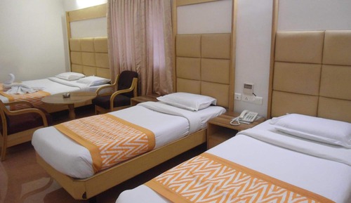Habitación cuádruple estándar, varias camas