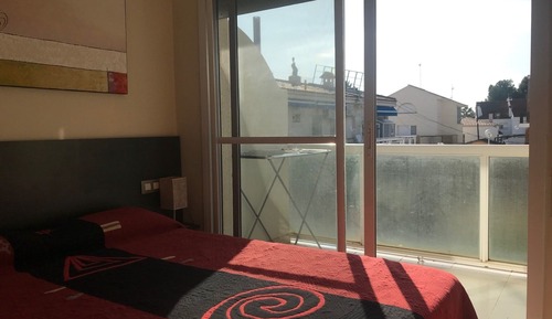 Apartamento, 1 cama de matrimonio con sofá cama, balcón, vistas al jardín