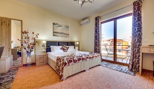 Habitación cuádruple, balcón