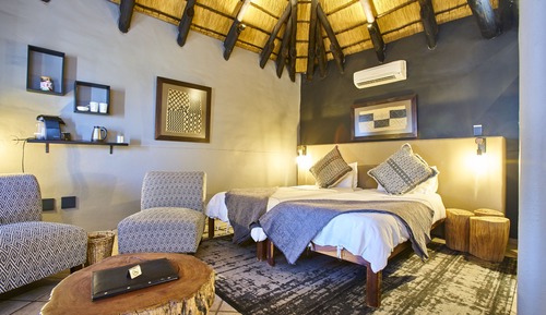 Habitación de lujo con 1 cama doble o 2 individuales, vistas a la montaña, planta baja