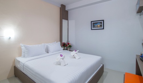 Standard Double Room No Window